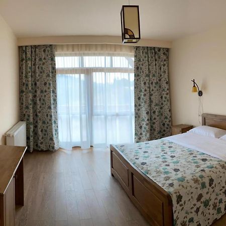 Pensiunea Bradul Dealu Stefanitei Экстерьер фото